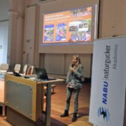 Dr. Rita Lüder zeigte die Vorteile der Vernetzung von Organisationen nach dem Vorbild der Natur auf, (c) Gaby Schulemann-Maier